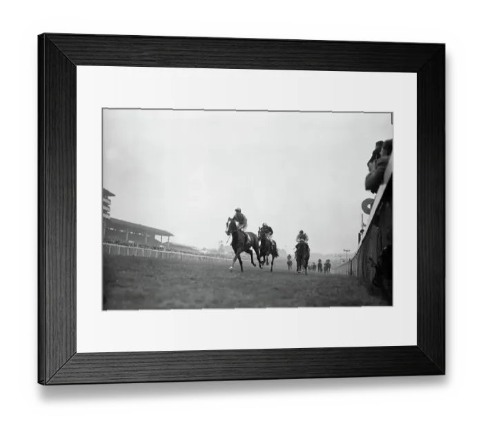 Framed Print : Lester Piggott on Never Say Die wins the Derby 1954 Framed Print : Lester Piggott on Never Say Die wins the Derby 1954