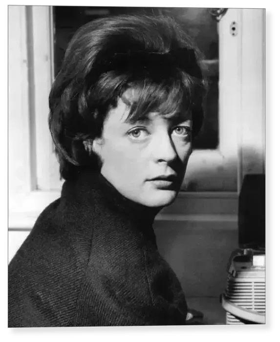 Print : Actress Maggie Smith in 1963 Print : Actress Maggie Smith in 1963