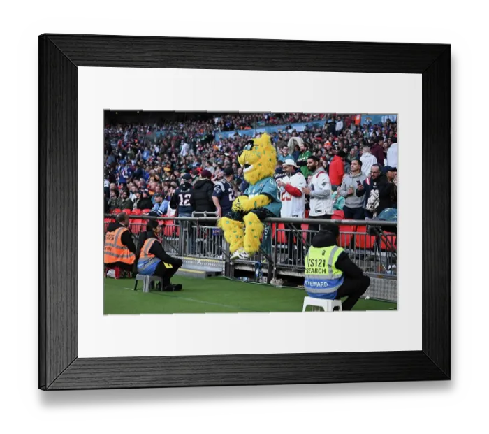 Framed Print : Jacksonville Jaguars v New England Patriots. Wembley stadium, London 2024