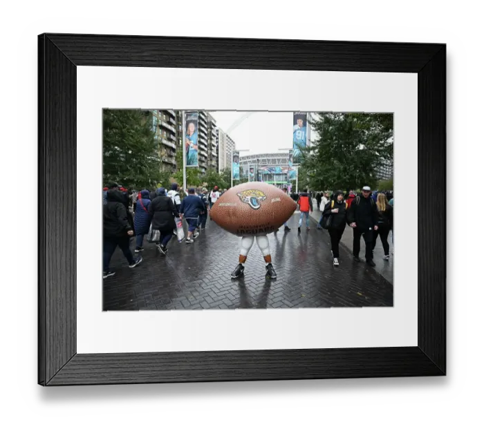 Framed Print : Jacksonville Jaguars v New England Patriots. Wembley stadium, London 2024 Framed Print : Jacksonville Jaguars v New England Patriots. Wembley stadium, London 2024