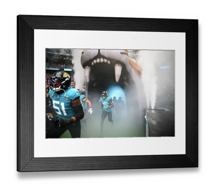 Framed Print : Jacksonville Jaguars v New England Patriots. Wembley stadium, London 2024 Framed Print : Jacksonville Jaguars v New England Patriots. Wembley stadium, London 2024