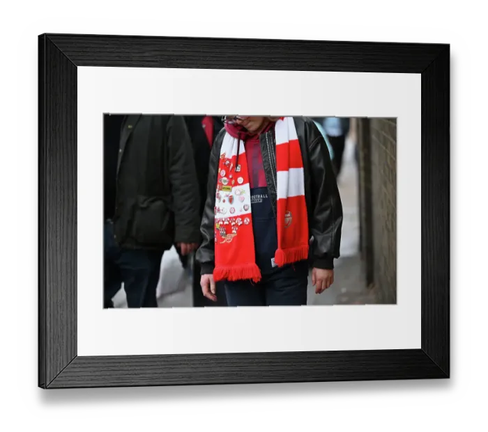 Framed Print : Chelsea v Arsenal (1.1) at Stamford Bridge