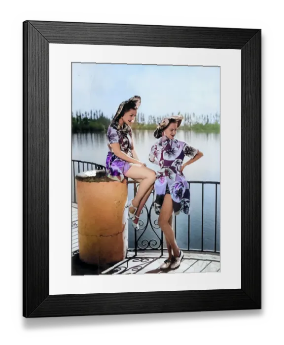 Framed Print : 1930s Holiday fashions Framed Print : 1930s Holiday fashions