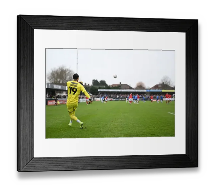 Framed Print : Wealdstone fc v Wycombe Wanderers, FA Cup 2nd round
