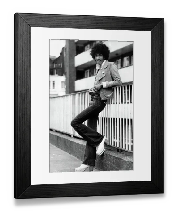 Framed Print : Phil Lynott of Thin Lizzy