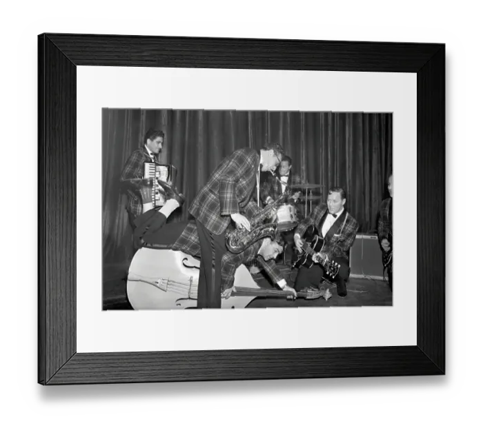 Framed Print : Bill Haley and the Comets in London 1957 Framed Print : Bill Haley and the Comets in London 1957