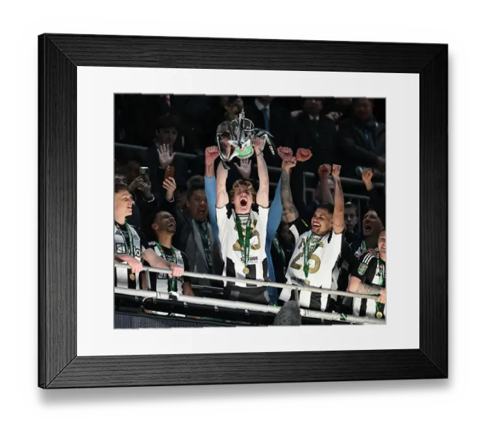 Framed Print : Carabao Cup final 2025, Wembley. Liverpool 1 v Newcastle 2