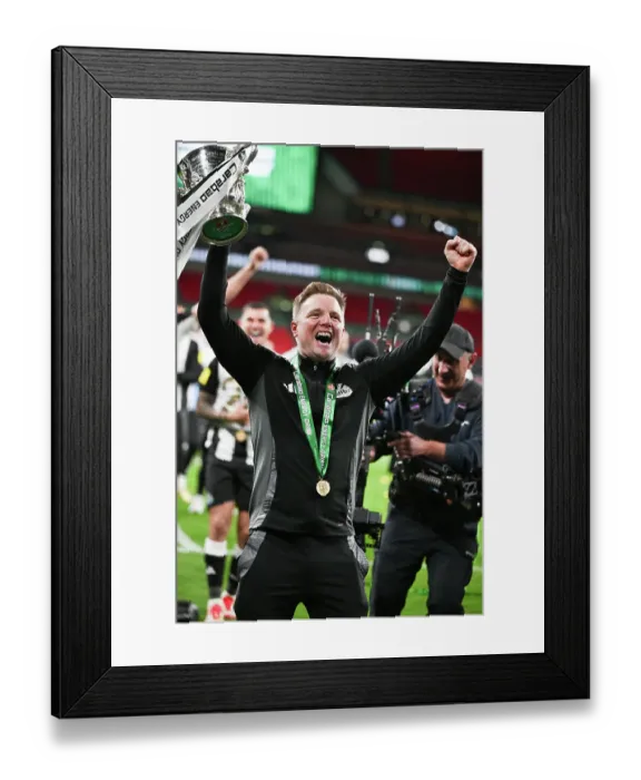 Framed Print : Toon Fans at Carabao Cup final 2025, Wembley. Liverpool 1 v Newcastle 2