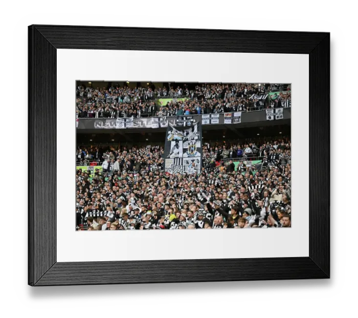 Framed Print : Toon Fans at Carabao Cup final 2025, Wembley. Liverpool 1 v Newcastle 2