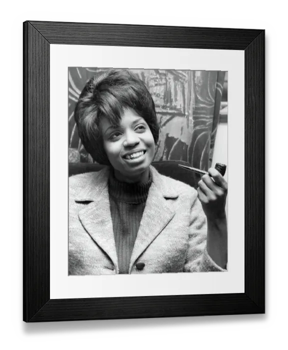 Framed Print : Fontella Bass 1965 Framed Print : Fontella Bass 1965