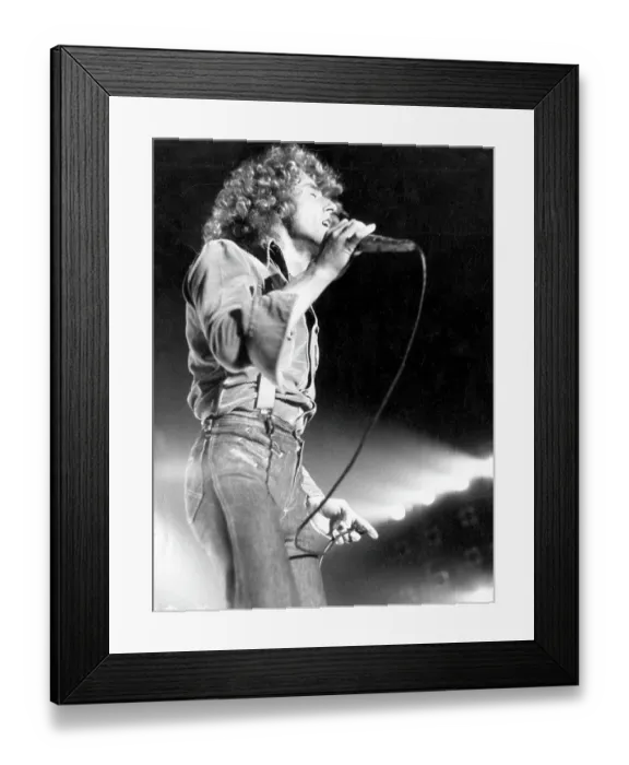 Framed Print : Roger Daltrey of The Who on stage 1975 Framed Print : Roger Daltrey of The Who on stage 1975