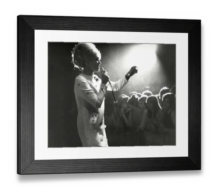 Framed Print : Dusty Springfield, 1966 Framed Print : Dusty Springfield, 1966