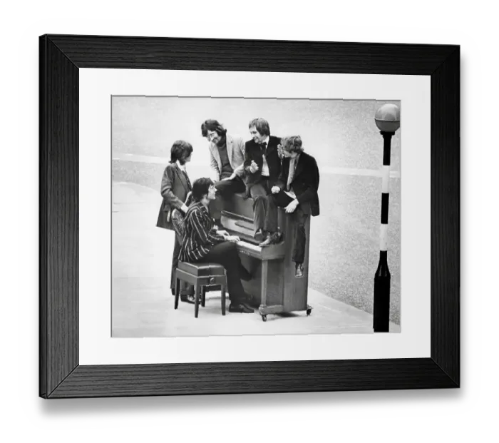 Framed Print : Pop Group Manfred Mann busking on corner of Kingsway and Aldwych 1969 Framed Print : Pop Group Manfred Mann busking on corner of Kingsway and Aldwych 1969
