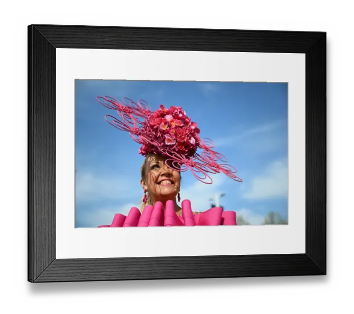 Framed Print : Ladies Days 2025 Grand National Aintree