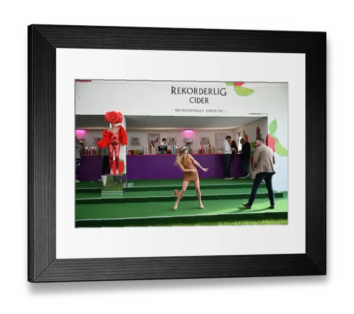 Framed Print : Racegoers dancing 2025 Grand National Aintree Framed Print : Racegoers dancing 2025 Grand National Aintree