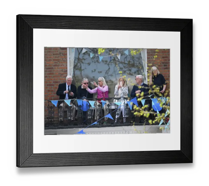 Framed Print : Watching the race Framed Print : Watching the race