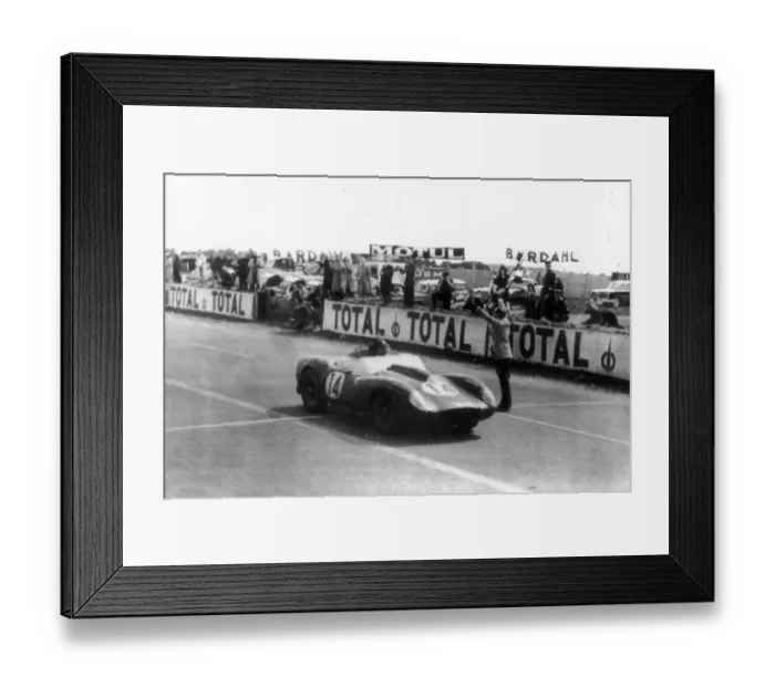 Framed Print : The winning Ferrari crosses the line during the 1958 Le Mans 24 Hours Race Framed Print : The winning Ferrari crosses the line during the 1958 Le Mans 24 Hours Race