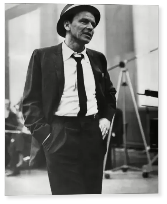 Print : Frank Sinatra in 1962 Print : Frank Sinatra in 1962