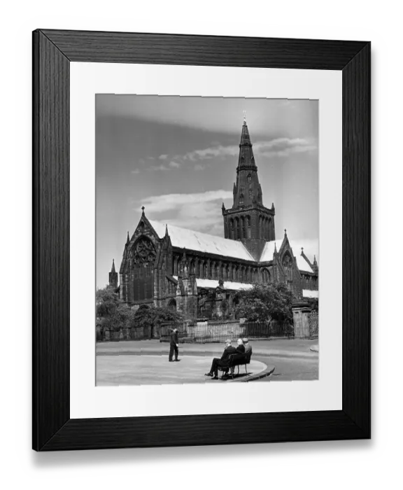 Framed Print : Glasgow's Cathedral. High Kirk of Glasgow 1956 Framed Print : Glasgow's Cathedral. High Kirk of Glasgow 1956