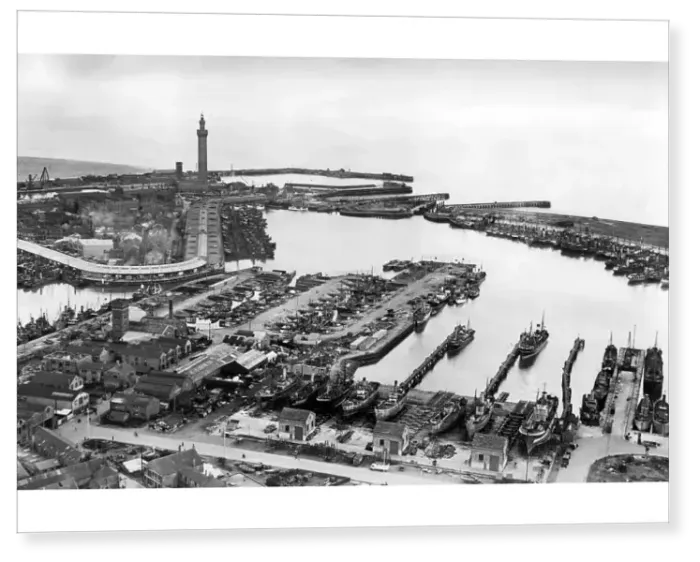Print : Aerial view of Grimsby Docks, Yorkshire 1946 Print : Aerial view of Grimsby Docks, Yorkshire 1946