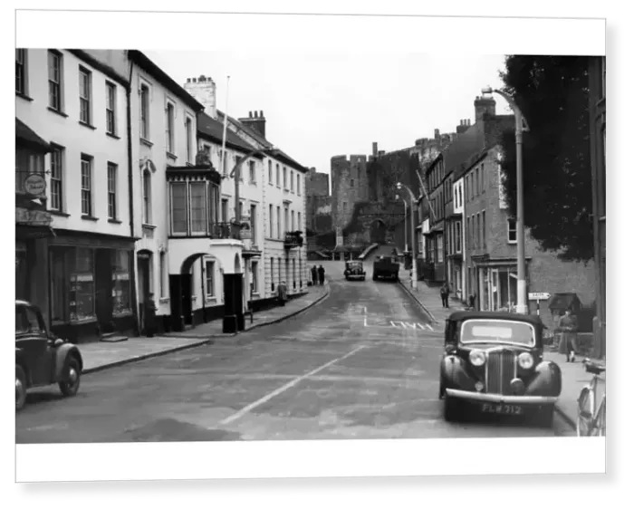 Print : Street scene in Pembroke 1952 Print : Street scene in Pembroke 1952