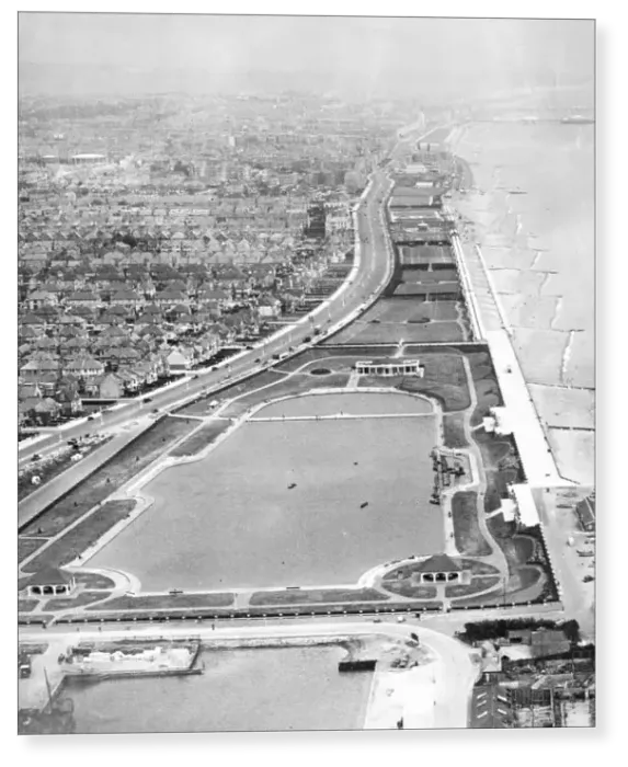 Print : A view of Hove in Sussex taken from the air Print : A view of Hove in Sussex taken from the air