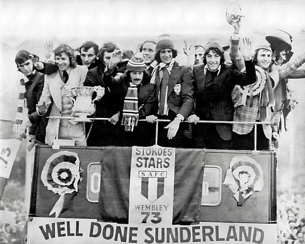 More than 750, 000 jubilant fans packed Sunderland last night for the incredible return home of the 1973 FA Cup winners