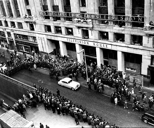 Aerial view of TheBeatlesarriving at Television House, Kingsway