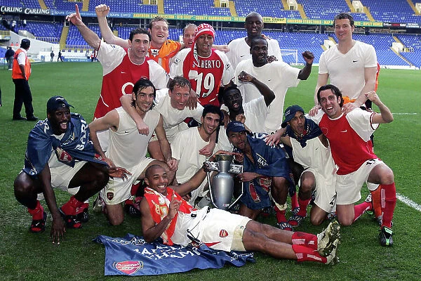 Arsenal win the 2004 League Championship