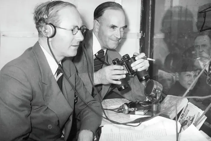 Framed Print : BBC cricket commentators, Rex Alston (L) and Charles Fortune, commentating on the Lancashire v South Africa match at Old Trafford Framed Print : BBC cricket commentators, Rex Alston (L) and Charles Fortune, commentating on the Lancashire v South Africa match at Old Trafford