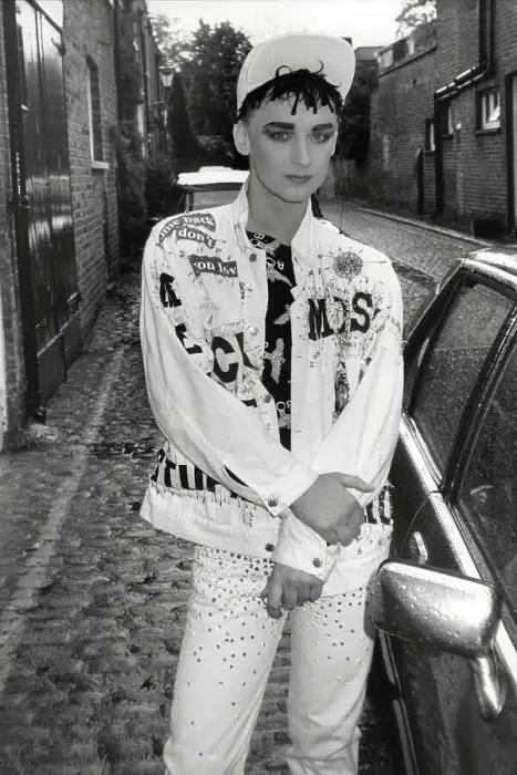 Framed Print : Boy George in 1986 Framed Print : Boy George in 1986