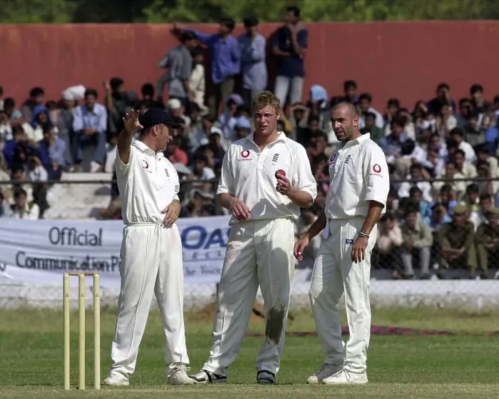 Framed Print : Cricket tour match: England v India A in Jaipur 2001 Framed Print : Cricket tour match: England v India A in Jaipur 2001