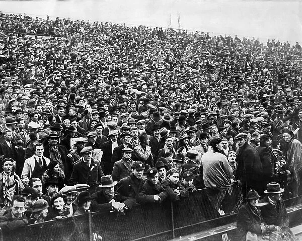 Crowd at Twickenham during the 5 Nations 1935