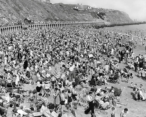 Crowds at Folkestone beach 1950s