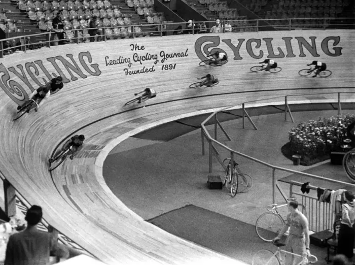 Framed Print : Cycle racing at Wembley, London Framed Print : Cycle racing at Wembley, London