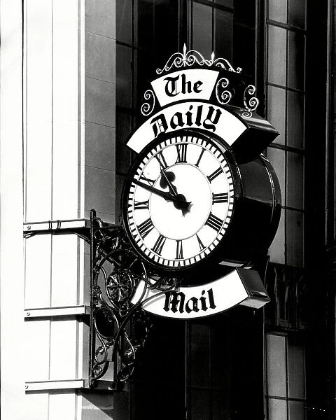 The Daily Mail clock outside the Daily Mail building