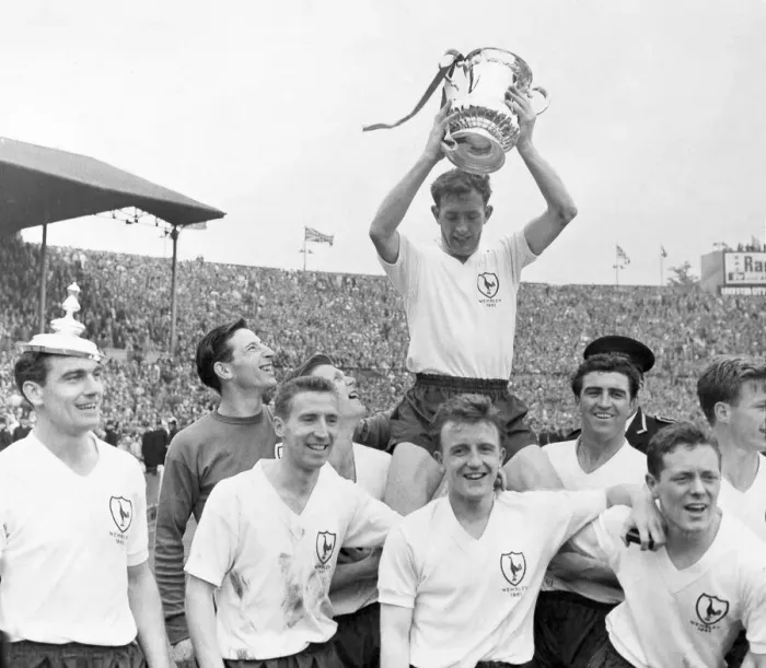 Framed Print : Danny Blanchflower holding the FA Cup aloft Framed Print : Danny Blanchflower holding the FA Cup aloft