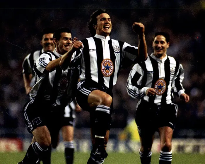 Framed Print : David Ginola scores Framed Print : David Ginola scores