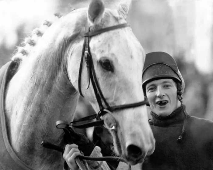Framed Print : Desert Orchid with jockey Richard Dunwoody Framed Print : Desert Orchid with jockey Richard Dunwoody