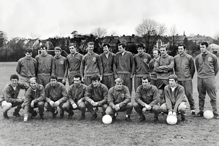 Framed Print : England Football team, 1969 Framed Print : England Football team, 1969