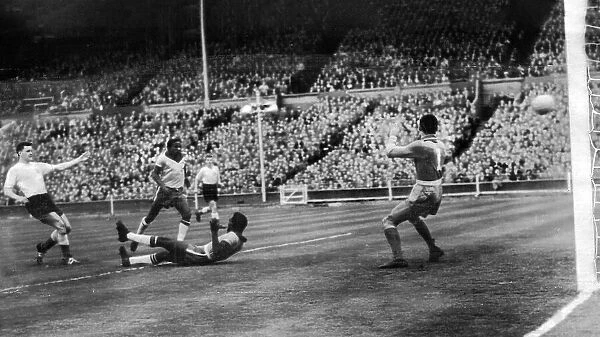 England v Brazil 1956 First goal Tommy Taylor gives goalkeeper Gilmar no chance