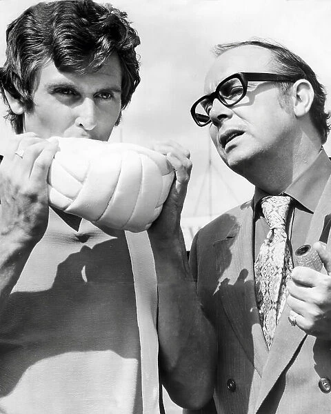 Eric Morecambe with Luton Town FC skipper Bobby Thomson, 1973