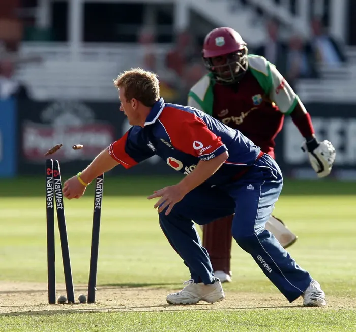 Framed Print : Fidel Edwards is run out by England's Paul Collingwood Framed Print : Fidel Edwards is run out by England's Paul Collingwood
