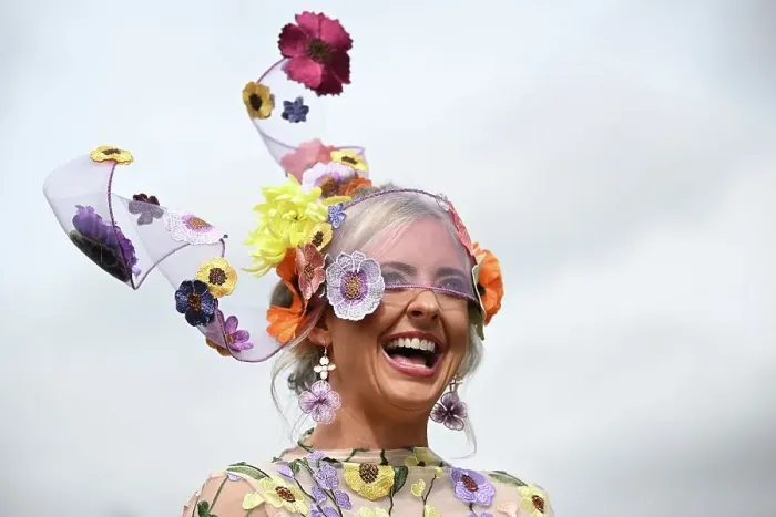 Framed Print : Floral hat Grand National Festival at Aintree