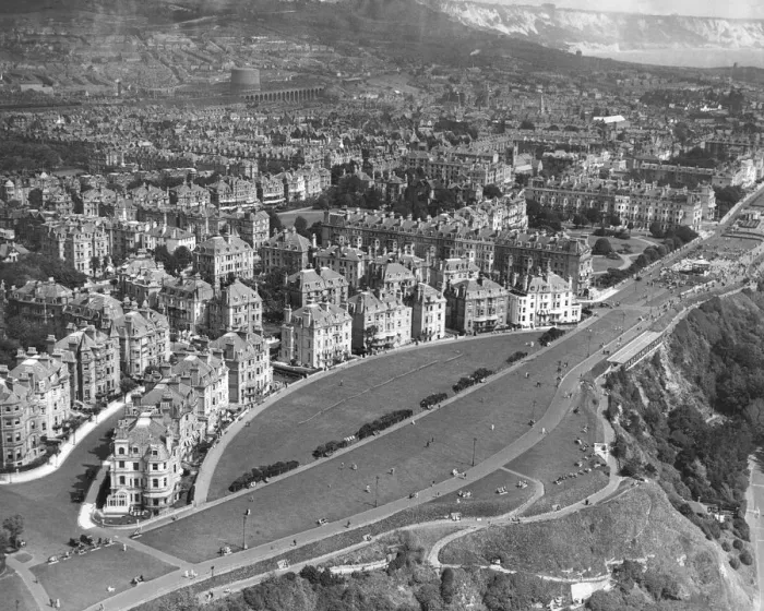Framed Print : The Hotels on the Leas Cliffs at Folkestone 1936 Framed Print : The Hotels on the Leas Cliffs at Folkestone 1936