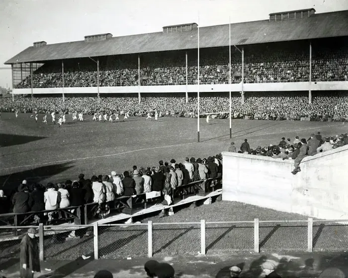 Framed Print : Ireland v England Rugby Union match at Lansdowne Road in Dublin 1946 Framed Print : Ireland v England Rugby Union match at Lansdowne Road in Dublin 1946