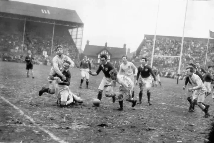 Framed Print : Irish forwards rush the ball back from their line to relieve the English pressure in the Rugby International in Dublin Framed Print : Irish forwards rush the ball back from their line to relieve the English pressure in the Rugby International in Dublin