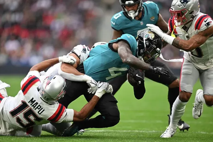 Framed Print : Jacksonville Jaguars v New England Patriots. Wembley stadium, London 2024 Framed Print : Jacksonville Jaguars v New England Patriots. Wembley stadium, London 2024