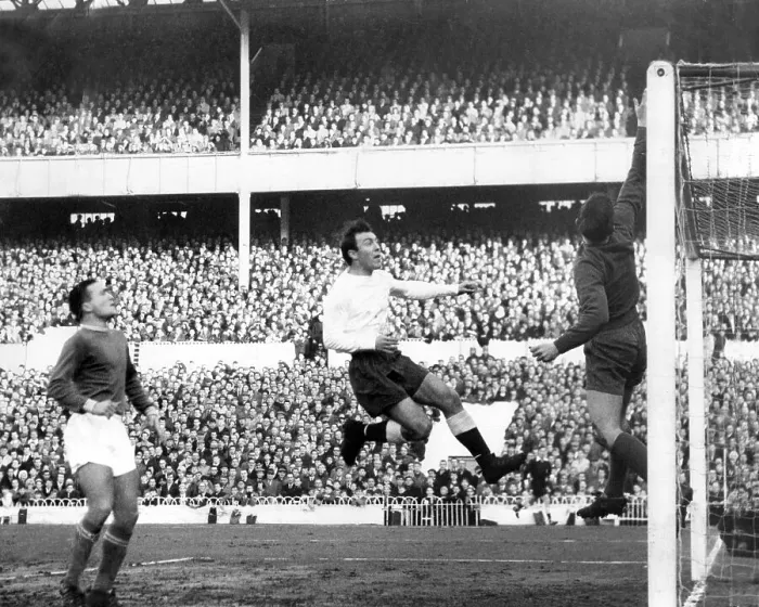 Framed Print : Jimmy Greaves in action for Tottenham against Chelsea Framed Print : Jimmy Greaves in action for Tottenham against Chelsea