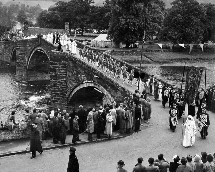Framed Print : Llanwrst, Wales, Bardic procession crossing the bridge after the Gorsedd ceremony at the Eisteddfod